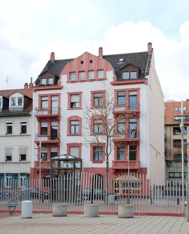 Ferienwohnung gemütliches Privatzimmer in Mannheims Stadtmitte Exterior foto